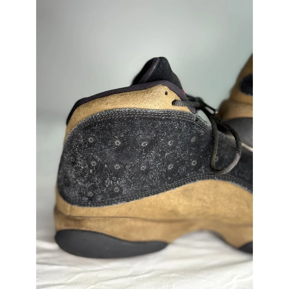 Nike air Jordan 13 Retro Olive and red size 10.5